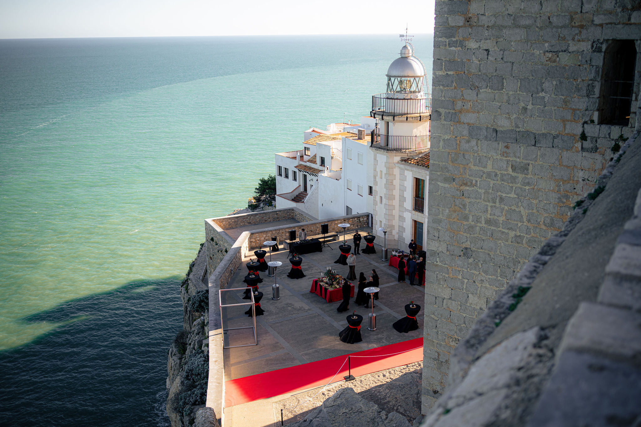 ACEL MARTIE.  O seară ca-n filme. La propriu